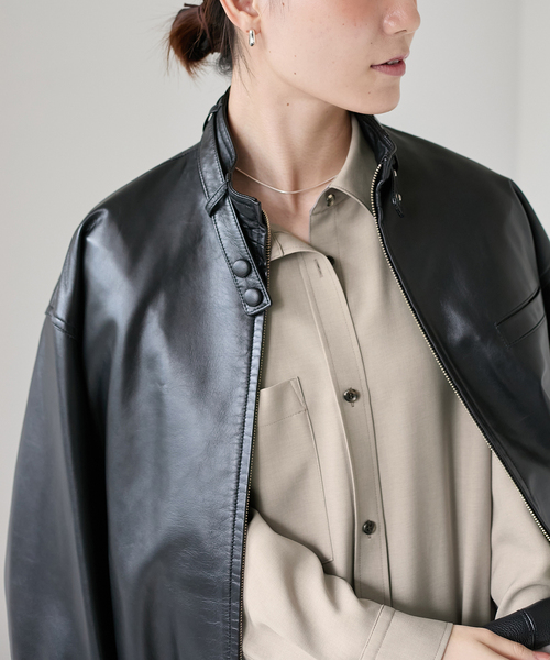VERMEIL par iena(ヴェルメイユパーイエナ)の「INSCRIRE(アンスクリア) Sheep Leather Blouson I24AWBZ71B(ライダースジャケット・レディース・ブラック・SMALL)」の5枚目の写真