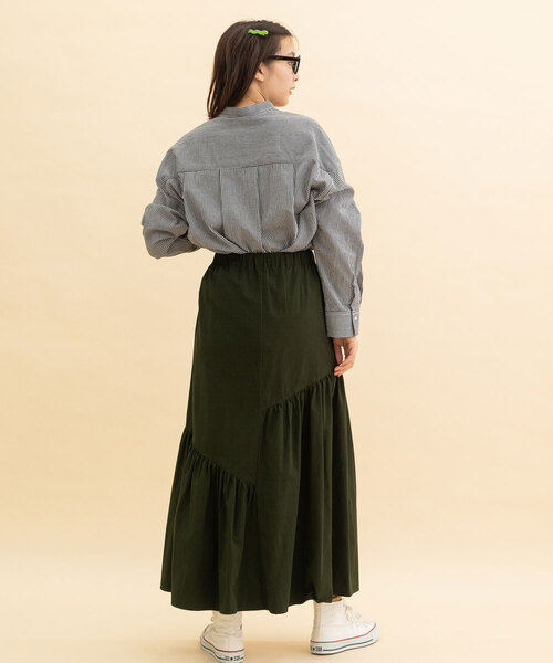 POU DOU DOU（プードゥドゥ）の「イレギュラーヘムフリルスカート（スカート・レディース・ネイビー/カーキ/アイボリー・M）」の8枚目の写真