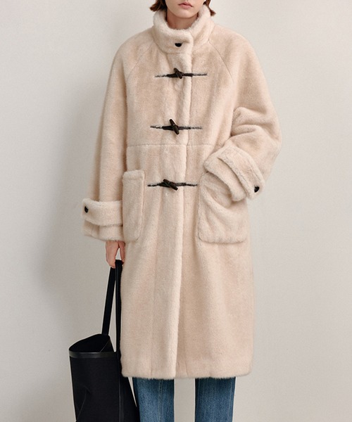 スタンドカラー フェイクファーロングコート FC25W048【Fano Studios