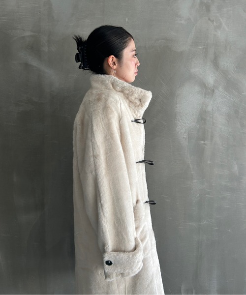 スタンドカラー フェイクファーロングコート FC25W048【Fano Studios