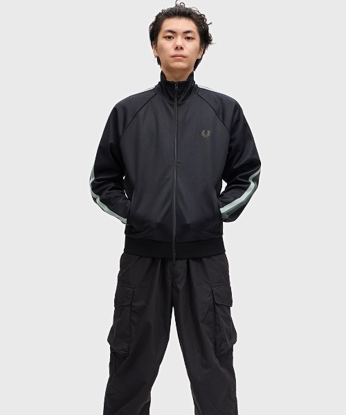 セール】Two Colour Tape Track Jacket／ツーカラーテープ