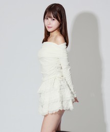 Side Ruched Off Shoulder Tops / サイドシャーリングオフショルダートップス