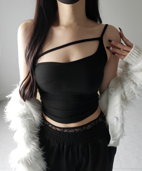 me+em select(ミームセレクト)の「【 3color / カップ付 】ラインストラップワンショルキャミソール / line strap one shoulder camisole(キャミソール・レディース・ホワイト/ブラック/グレー・FREE)」の8枚目の写真