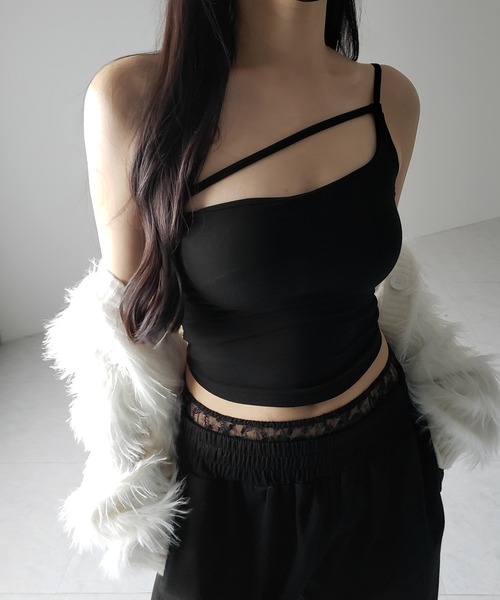 me+em select(ミームセレクト)の「【 3color / カップ付 】ラインストラップワンショルキャミソール / line strap one shoulder camisole(キャミソール・レディース・ホワイト/ブラック/グレー・FREE)」の9枚目の写真