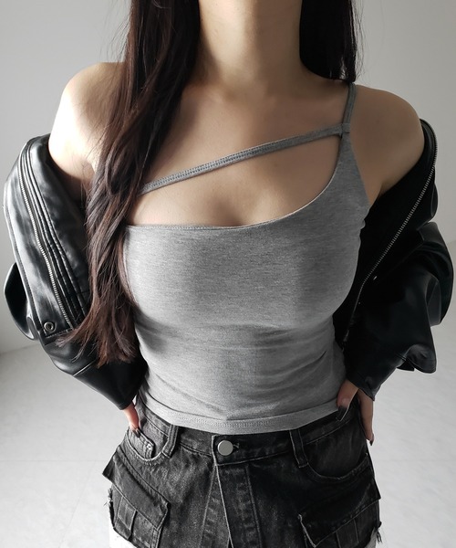 me+em select(ミームセレクト)の「【 3color / カップ付 】ラインストラップワンショルキャミソール / line strap one shoulder camisole(キャミソール・レディース・ホワイト/ブラック/グレー・FREE)」の20枚目の写真