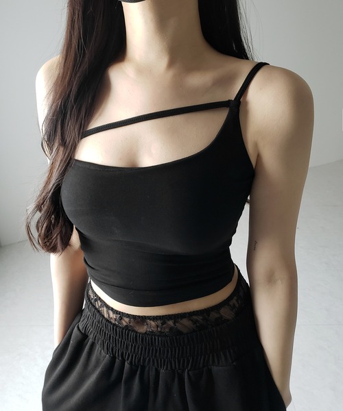 me+em select(ミームセレクト)の「【 3color / カップ付 】ラインストラップワンショルキャミソール / line strap one shoulder camisole(キャミソール・レディース・ホワイト/ブラック/グレー・FREE)」の10枚目の写真