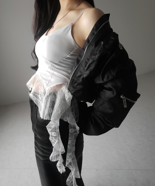 me+em select（ミームセレクト）の「※※【 ２color 】レースフリルレイヤードビスチェキャミソール ／ lace frill layered bustier camisole（キャミソール・レディース・ホワイト/ブラック・FREE）」の12枚目の写真