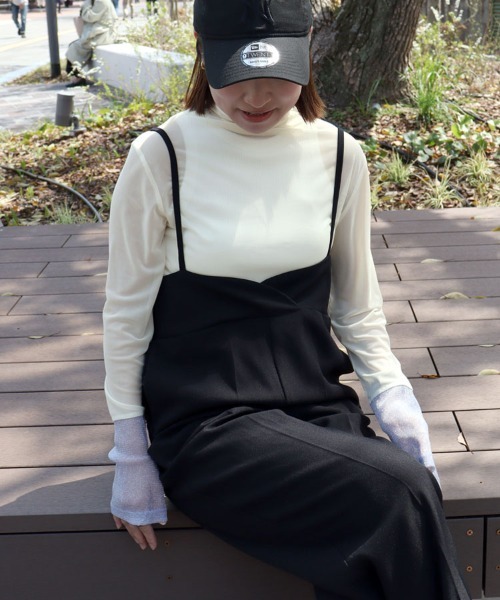 pufe(ピュフェ)の「【pufe】バイカラーシアートップス【ハイネック】(Tシャツ/カットソー・レディース・ブラック系その他/ブラック/アイボリー/ブルーグレー/ネイビー/ホワイト系その他・ONE)」の19枚目の写真