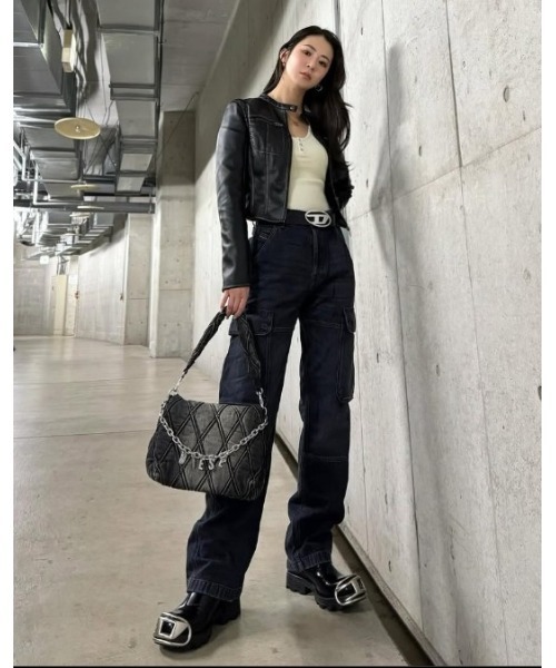 DIESEL(ディーゼル)の「ウィメンズ ジップアップ ライダースジャケット G-LOBE(ライダースジャケット・レディース・ブラック・36/38/44/40/42)」の8枚目の写真