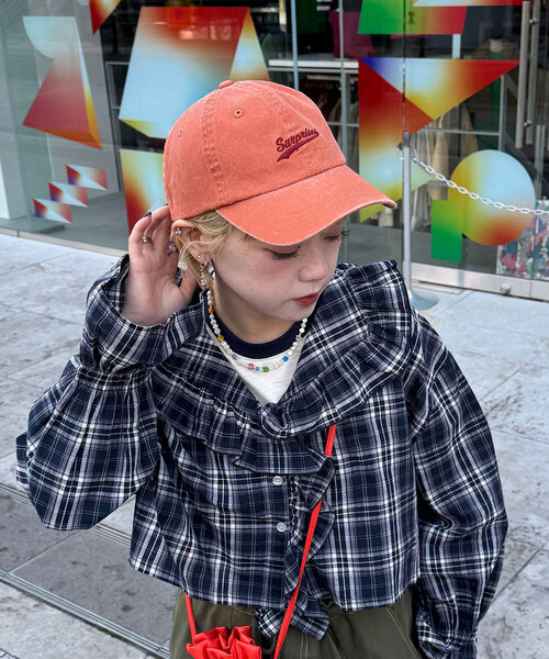 CIAOPANIC(チャオパニック)の「ピグメント刺繍カラーキャップ(キャップ・レディース・レッド/ブラウン/ネイビー/イエロー・ONE SIZE)」の2枚目の写真