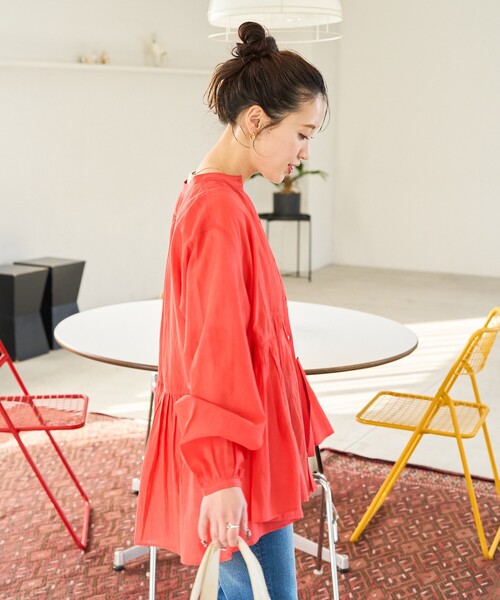 FREAK'S STORE（フリークスストア）の「限定展開　シアー ボイル フロントボタン ギャザー ブラウス（シャツ/ブラウス・レディース・ブラック/ライトグリーン/ブルー/オフホワイト/レッド/ベージュ・ﾌﾘ-）」の16枚目の写真