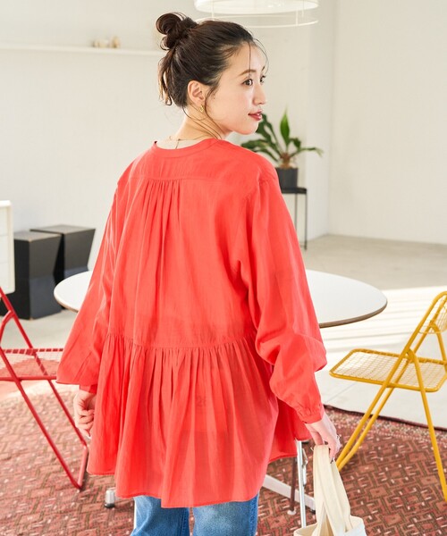 FREAK'S STORE（フリークスストア）の「限定展開　シアー ボイル フロントボタン ギャザー ブラウス（シャツ/ブラウス・レディース・ブラック/ライトグリーン/ブルー/オフホワイト/レッド/ベージュ・ﾌﾘ-）」の17枚目の写真