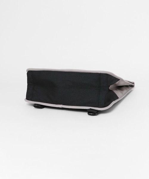 SENSE OF PLACE by URBAN RESEARCH（センスオブプレイスバイアーバンリサーチ）の「GASTON LUGA　Dash Backpack 16（バックパック/リュック・メンズ・グレー系その他・ONE）」の4枚目の写真