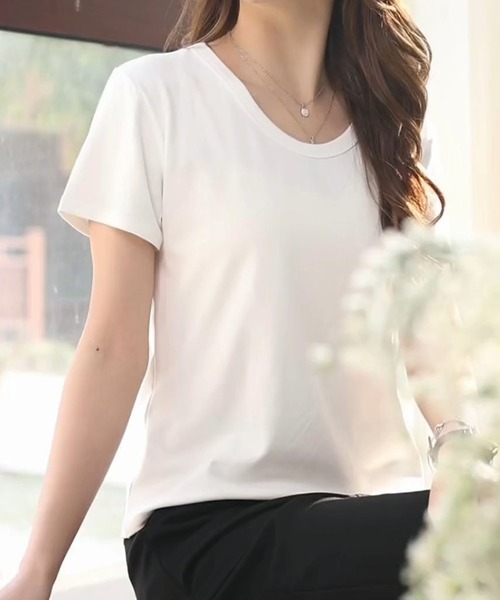 aimoha(アイモハ)の「シンプルベーシックTシャツ (SS)(Tシャツ/カットソー・レディース・ピンク/グリーン/ダークグレー/ホワイト/ベージュ/ブラック・FREE)」の2枚目の写真