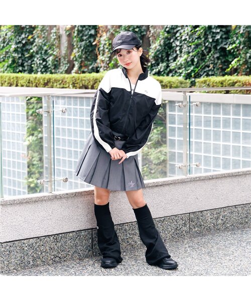 algy(アルジー)の「パイピングブルゾン(ナイロンジャケット・キッズ・ブラック/アイボリー/ミント・XX-SMALL/X-SMALL/MEDIUM/SMALL)」の6枚目の写真