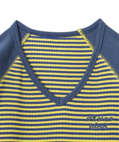 atmos pink(アトモスピンク)の「atmos pink V-Neck Raglan Long Sleeve T-shirt / アトモス ピンク ブイネック ラグラン ロング スリーブ ティーシャツ(Tシャツ/カットソー・レディース・グリーン/ブラック/ブルー・FREE)」の8枚目の写真