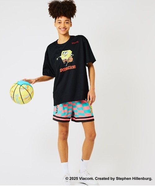 SPALDING(スポルディング)の「【SPALDING/スポルディング】Tシャツ スポンジ・ボブ ドリブル/スポンジボブコラボ吸水速乾UVカット半袖Tシャツ(Tシャツ/カットソー・メンズ・ホワイト/ブラック・MEDIUM/LARGE/X-LARGE)」の15枚目の写真
