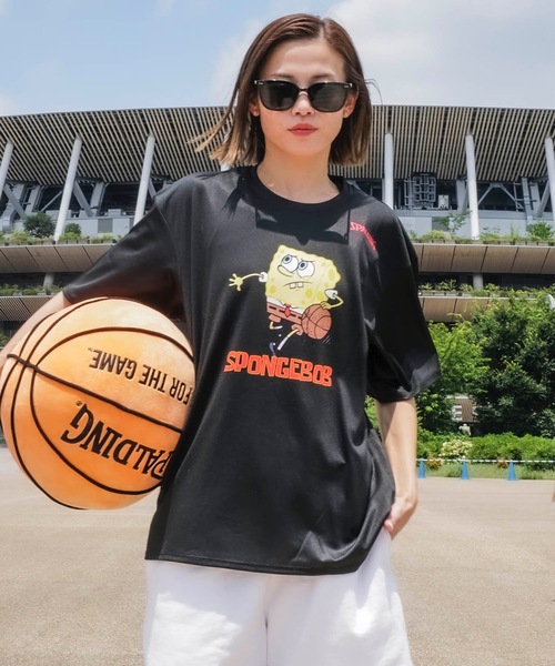SPALDING(スポルディング)の「【SPALDING/スポルディング】Tシャツ スポンジ・ボブ ドリブル/スポンジボブコラボ吸水速乾UVカット半袖Tシャツ(Tシャツ/カットソー・メンズ・ホワイト/ブラック・MEDIUM/LARGE/X-LARGE)」の13枚目の写真