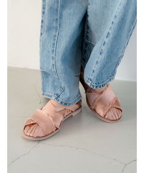 Ungrid（アングリッド）の「バレエフラットシューズ（バレエシューズ・レディース・ブラック/ピンク・L/M/S）」の3枚目の写真