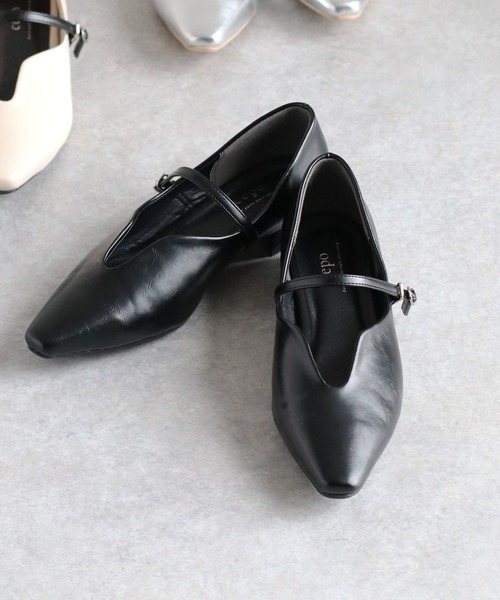 cepo（セポ）の「Ｕカットストラップパンプス（パンプス・レディース・ブラック/オフホワイト/シルバー・M/L）」の2枚目の写真