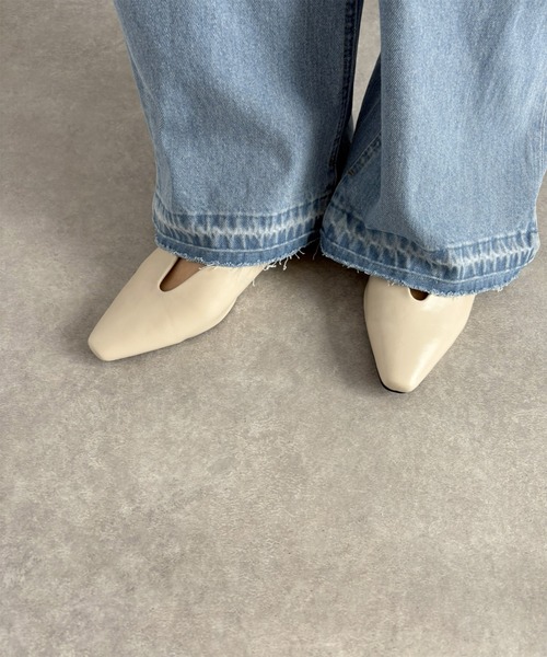 cepo（セポ）の「Ｕカットストラップパンプス（パンプス・レディース・ブラック/オフホワイト/シルバー・M/L）」の7枚目の写真