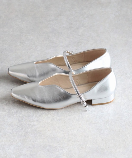 cepo（セポ）の「Ｕカットストラップパンプス（パンプス・レディース・ブラック/オフホワイト/シルバー・M/L）」の17枚目の写真