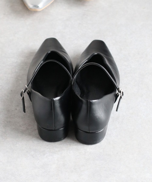 cepo（セポ）の「Ｕカットストラップパンプス（パンプス・レディース・ブラック/オフホワイト/シルバー・M/L）」の11枚目の写真