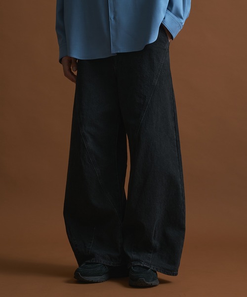 【新品未使用・タグ付き】PUBLIC TOKYO 立体裁断ワイドバギーパンツ PUBLIC DENIM 立体裁断ワイドバギーパンツ（デニムパンツ）｜PUBLIC