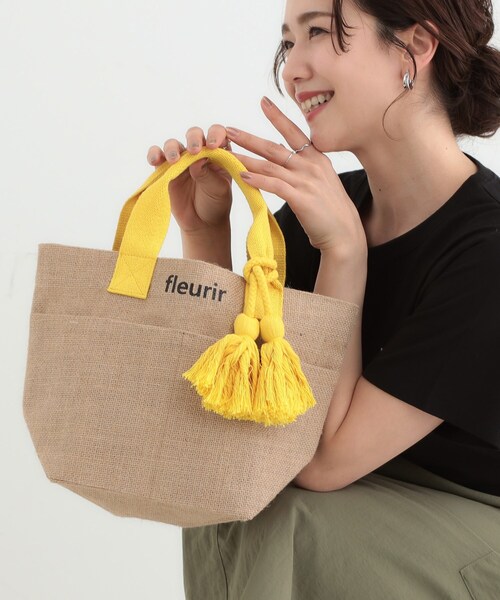 SHOO・LA・RUE(シューラルー)の「【高レビュー】夏を彩る ジュートランチトートバッグ(トートバッグ・レディース・オレンジ/ブルー/イエロー/ブラック系/ブラック系3/ブラック・00)」の1枚目の写真