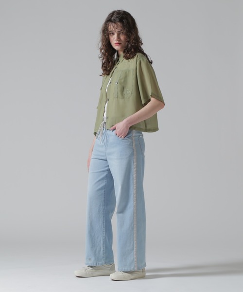 AVIREX(アヴィレックス)の「【直営店限定】EMBROIDERY SHEER SHIRT/刺繍シアーシャツ(シャツ/ブラウス・レディース・オフホワイト/ブラック/オリーブ・F)」の5枚目の写真