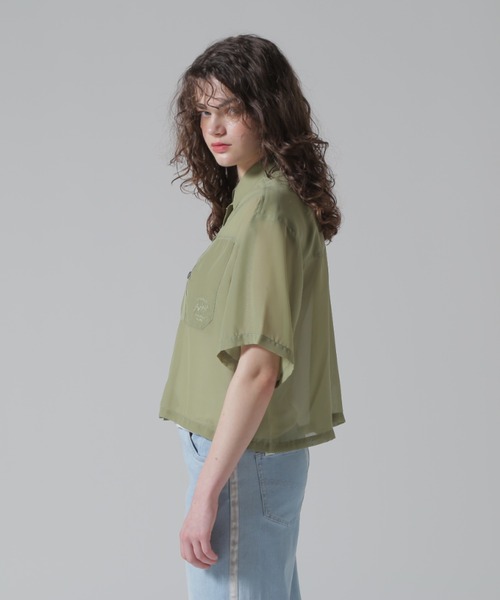 AVIREX(アヴィレックス)の「【直営店限定】EMBROIDERY SHEER SHIRT/刺繍シアーシャツ(シャツ/ブラウス・レディース・オフホワイト/ブラック/オリーブ・F)」の6枚目の写真