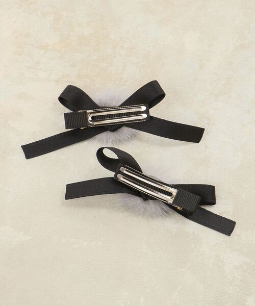 MAJESTIC LEGON（マジェスティックレゴン）の「ふわふわリボンヘアピンセット（ヘアピン・レディース・グレー・FREE）」の5枚目の写真