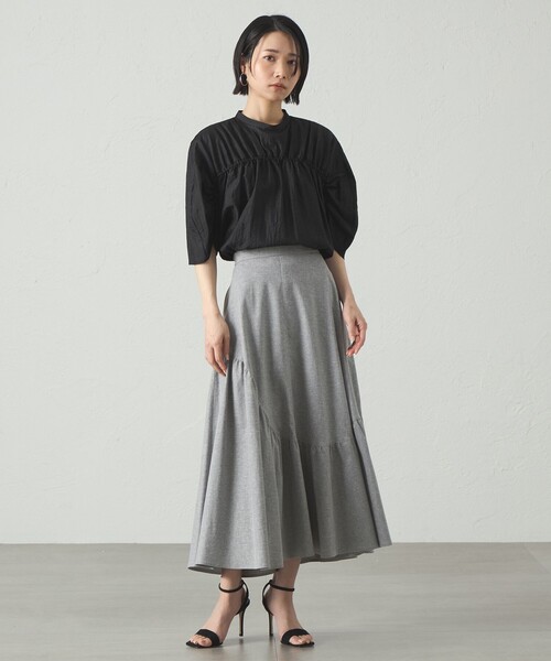 CAST:（キャストコロン）の「【1枚で着映える】ギャザーブラウス（シャツ/ブラウス・レディース・ブラック/ブルー系その他2/オフホワイト・M）」の5枚目の写真