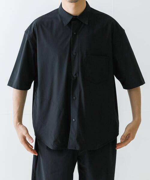 URBAN RESEARCH(アーバンリサーチ)の「FREEZY SNAP SHIRTS(シャツ/ブラウス・メンズ・ブラック/グリーン系その他・MEDIUM/LARGE)」の21枚目の写真