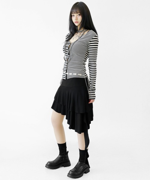 minsobi(ミンソビ)の「ネクタイストラップ付きアシメボーダートップス(シャツ/ブラウス・レディース・ブラック/グレー・FREE)」の11枚目の写真