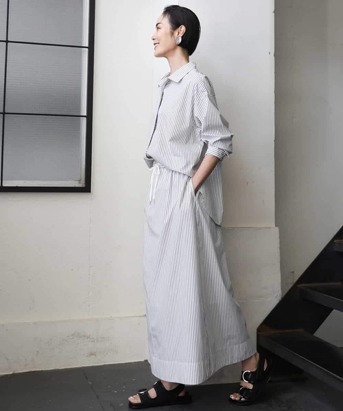 MICHEL KLEIN（ミッシェル・クラン）の「[セットアップ対応]ストライプストレートスカート（スカート・レディース・ダークインディゴブルー/ホワイト・38）」の8枚目の写真
