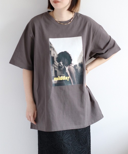 cepo(セポ)の「ユニセックス コットン天竺フォトプリントTee(Tシャツ/カットソー・レディース・オフホワイト/チャコール・M)」の2枚目の写真