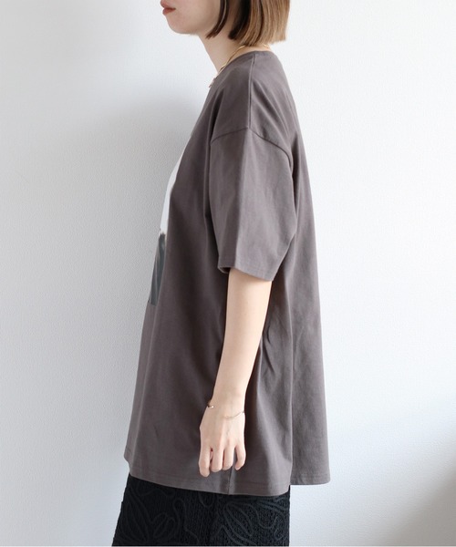 cepo(セポ)の「ユニセックス コットン天竺フォトプリントTee(Tシャツ/カットソー・レディース・オフホワイト/チャコール・M)」の21枚目の写真