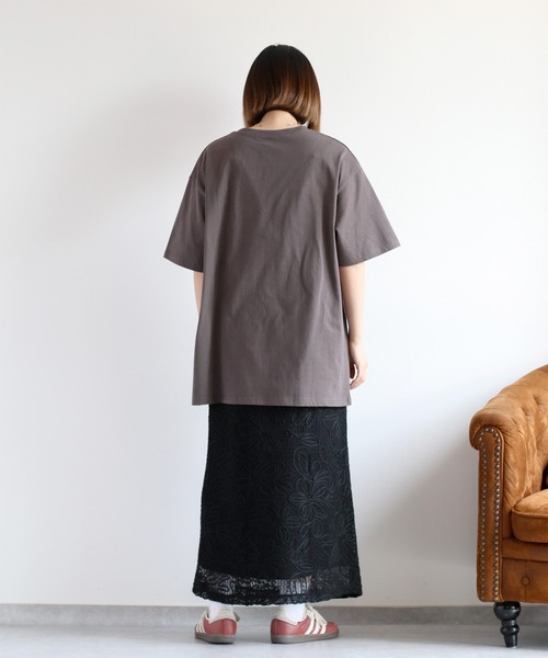 cepo(セポ)の「ユニセックス コットン天竺フォトプリントTee(Tシャツ/カットソー・レディース・オフホワイト/チャコール・M)」の18枚目の写真