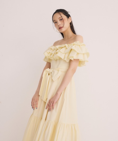 EIMY ISTOIRE（エイミーイストワール）の「オフショルフリルマキシ