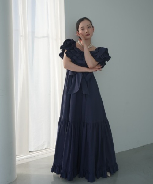 eimy istoire オフショルフリルマキシワンピース セール】オフショルフリルマキシワンピース（ワンピース）｜EIMY