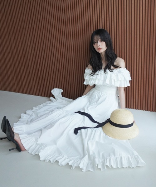 セール】オフショルフリルマキシワンピース（ワンピース）｜EIMY