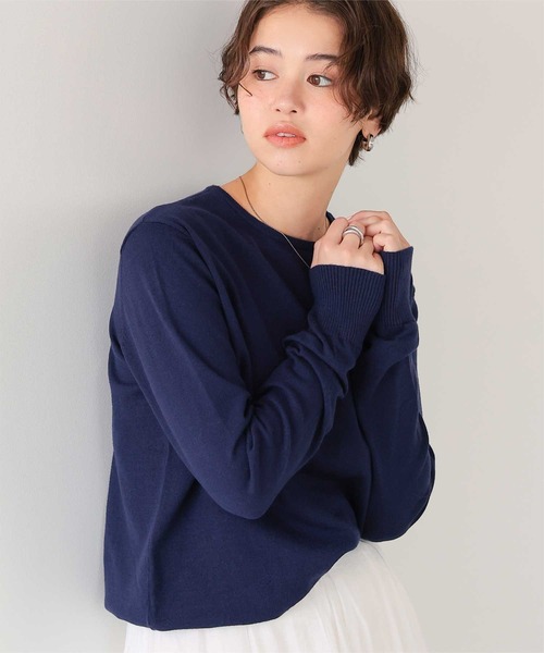 titivate(ティティベイト)の「なめらか手触りカシミヤタッチクルーネックニット(ニット/セーター・レディース・ネイビー/キャメル/ブラウン/レッド/ブラック/アイボリー/グレー・S/M/L)」の5枚目の写真