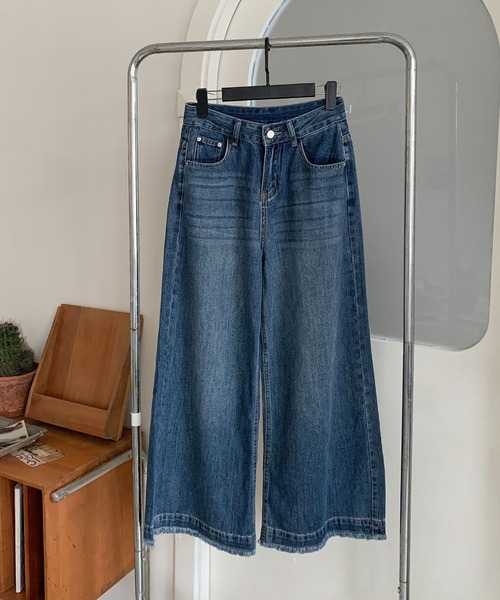 LOWO（ロワ）の「綿混裾切りっぱなしワイドデニムパンツ（デニムパンツ・レディース・ブルー/スカイブルー・L/M/S）」の14枚目の写真