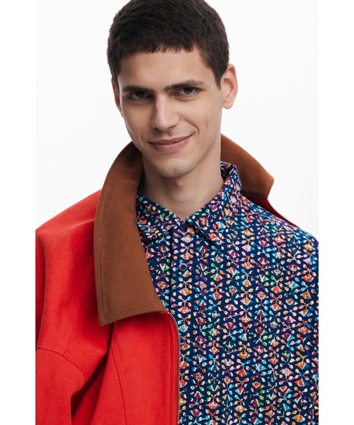 Desigual(デシグアル)の「エスニック柄半袖シャツ(シャツ/ブラウス・メンズ・ブルー・S/M/L/XL)」の4枚目の写真