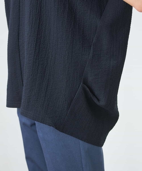 a.v.v(アーヴェヴェ)の「Vネックぽこぽこチュニック(Tシャツ/カットソー・レディース・ネイビー/グレー系その他/クリーム・36/38/40)」の6枚目の写真