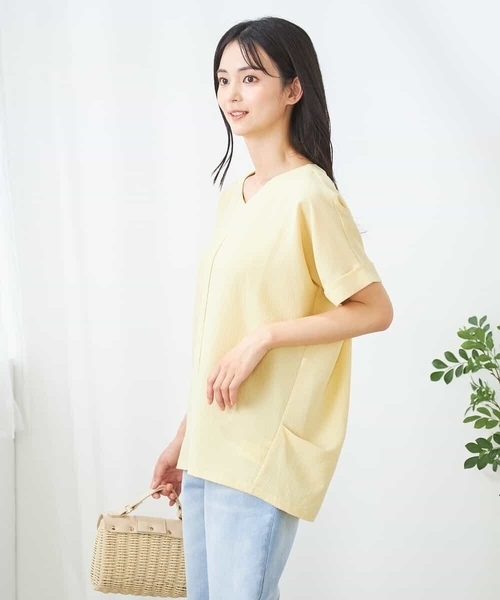 a.v.v(アーヴェヴェ)の「Vネックぽこぽこチュニック(Tシャツ/カットソー・レディース・ネイビー/グレー系その他/クリーム・36/38/40)」の10枚目の写真