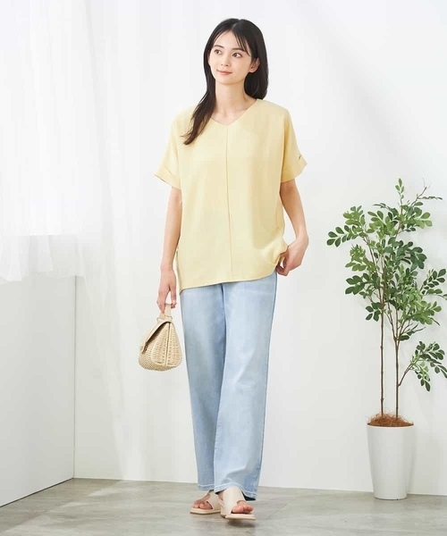 a.v.v(アーヴェヴェ)の「Vネックぽこぽこチュニック(Tシャツ/カットソー・レディース・ネイビー/グレー系その他/クリーム・36/38/40)」の12枚目の写真