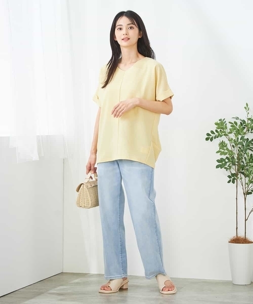 a.v.v(アーヴェヴェ)の「Vネックぽこぽこチュニック(Tシャツ/カットソー・レディース・ネイビー/グレー系その他/クリーム・36/38/40)」の13枚目の写真