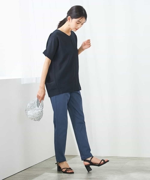 a.v.v(アーヴェヴェ)の「Vネックぽこぽこチュニック(Tシャツ/カットソー・レディース・ネイビー/グレー系その他/クリーム・36/38/40)」の19枚目の写真